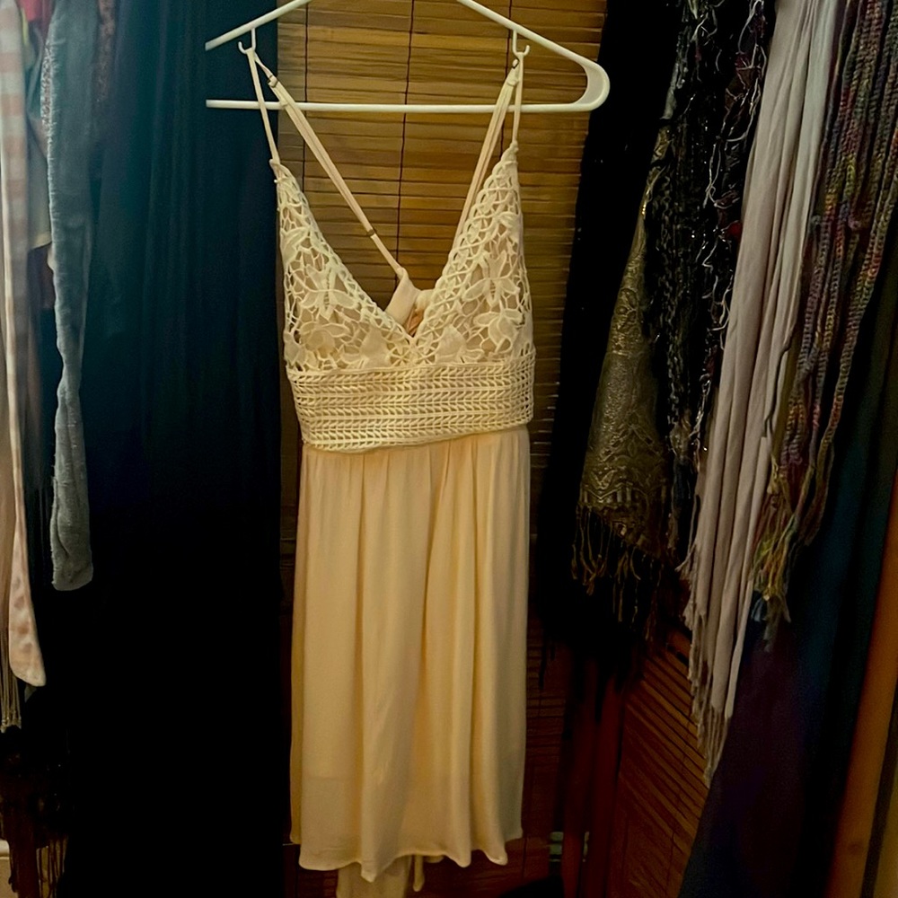 Cream colored summer dress with tie back
